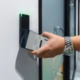 Mobile credentials for retail